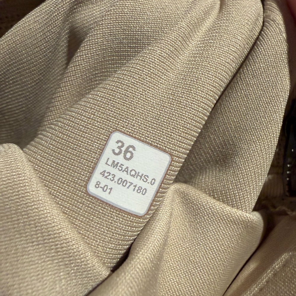 Lululemon ABC Slim-Fit 5 Pocket Pant Warpstreme Khaki size 36 - Picture 8 of 8